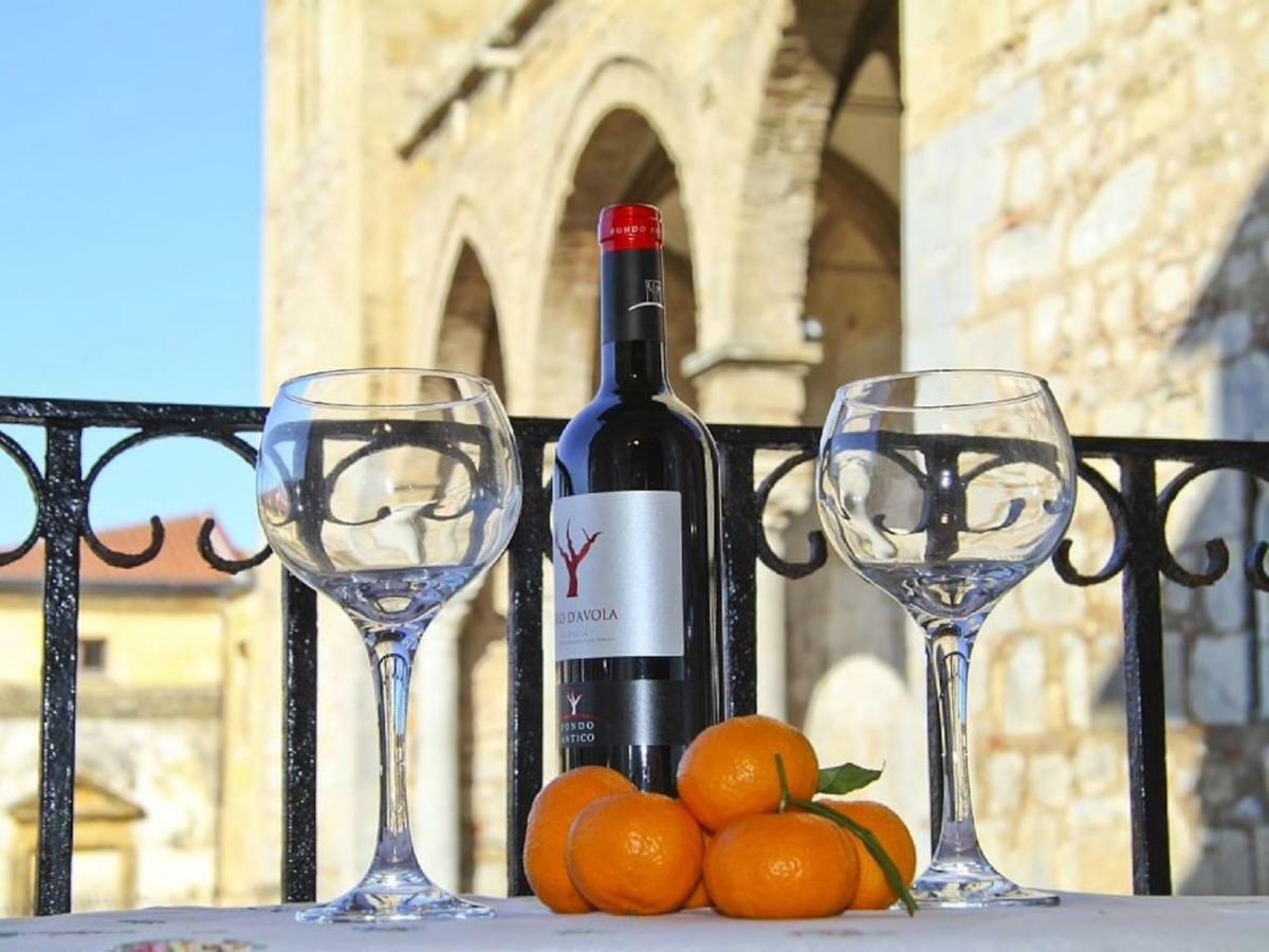 Cefalu Cathedral Palace المظهر الخارجي الصورة